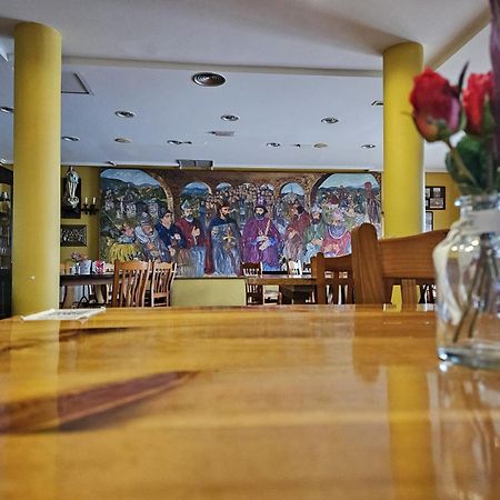 Albergue El Convento De Foncebadon Hostel ภายนอก รูปภาพ