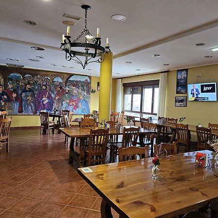 Albergue El Convento De Foncebadon Hostel ภายนอก รูปภาพ